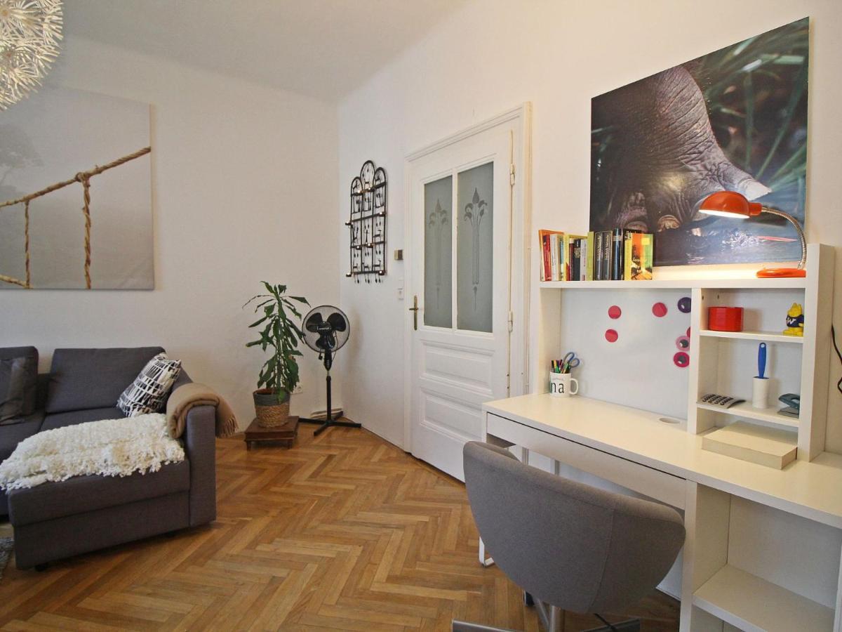 Tichy By Interhome *